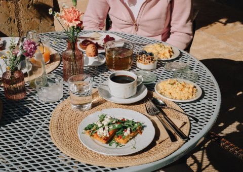 Frühstück auf der Finca Terrasse