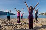 Atemübungen am Strand, direkt vor der Yogashala